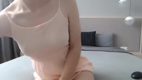 shy_schoolgirl_ online show from 09-16-25, 10:16