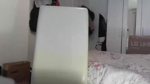 shyboy0533 online show from 10-24-25, 06:59