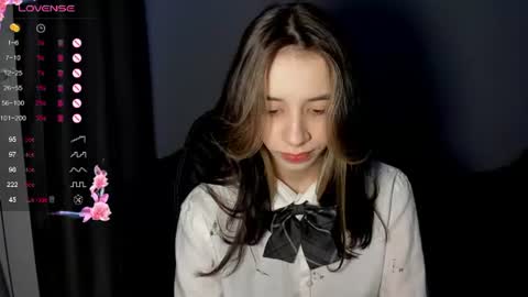 shylinaa online show from 06-30-26, 09:27