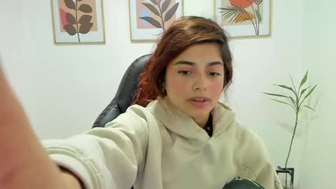 Snapshot of shylittlebunny chatting on 02-13-25, 07:52 shylittlebunny online show from 02-13-25, 07:52