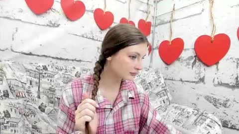 shyly_lisa online show from 09-30-25, 01:32