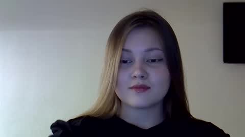 Snapshot of shynesssi chatting on 02-25-25, 11:11 shynesssi online show from 02-25-25, 11:11