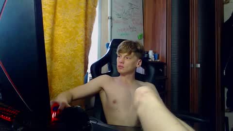 Tom and Betty online show from 02-26-26, 04:22