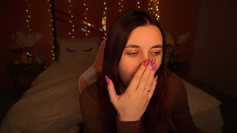 Snapshot of shyy_jany chatting on 01-18-26, 02:43 shyy_jany online show from 01-18-26, 02:43