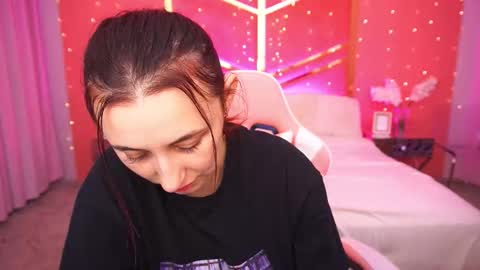 Snapshot of shyy_jany chatting on 02-11-26, 03:39 shyy_jany online show from 02-11-26, 03:39