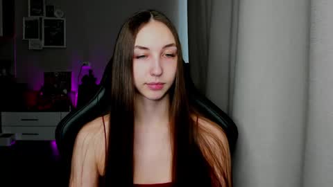 SIA online show from 04-21-26, 02:48