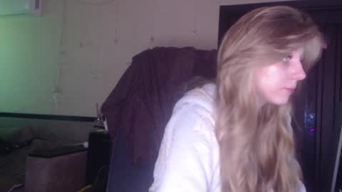 Anastasia online show from 12-19-25, 04:58