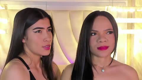 Siara and Zoe tattoo online show from 07-03-26, 11:55