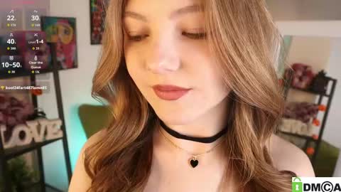 Vicki online show from 04-25-26, 04:37