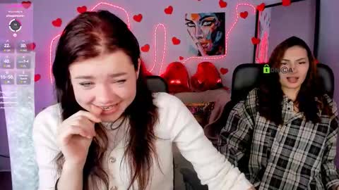 Snapshot of sicilia_shine chatting on 02-12-26, 01:17 silicia online show from 02-12-26, 01:17