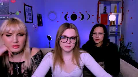 Snapshot of sicilia_shine chatting on 02-22-26, 08:07 silicia online show from 02-22-26, 08:07