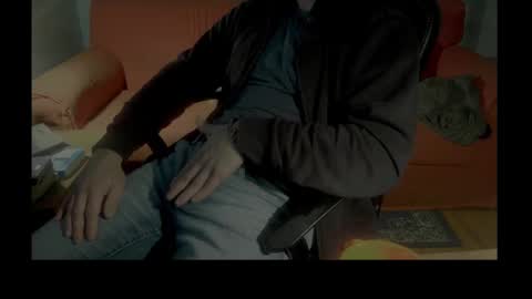 Sick m online show from 12-31-24, 12:11