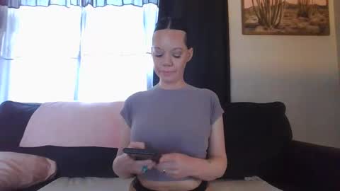 Snapshot of sidneyraee chatting on 02-13-25, 06:38 Mrs. St. Patrickk online show from 02-13-25, 06:38