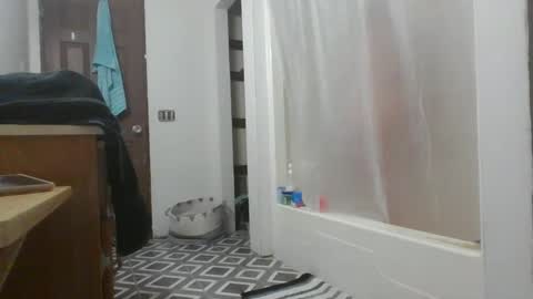 Snapshot of sidneyraee chatting on 10-01-25, 12:22 Mrs. St. Patrickk online show from 10-01-25, 12:22