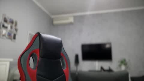 Snapshot of sidvicious23cm chatting on 10-22-25, 05:24 sidvicious23cm online show from 10-22-25, 05:24