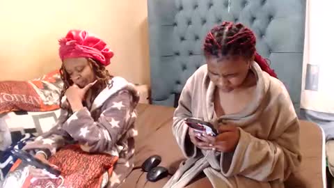 Snapshot of sieannabrown chatting on 06-03-26, 02:33 sieannabrown online show from 06-03-26, 02:33