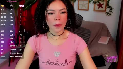 Vaiolet online show from 03-20-26, 02:00