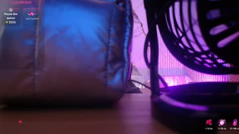 Snapshot of siena_tay chatting on 02-13-26, 11:50 Siena online show from 02-13-26, 11:50