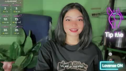 Snapshot of sienna_babe chatting on 07-10-26, 05:26 sienna_babe online show from 07-10-26, 05:26