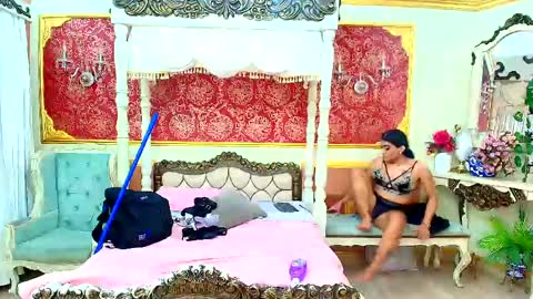 SinnaDark online show from 05-05-26, 11:18