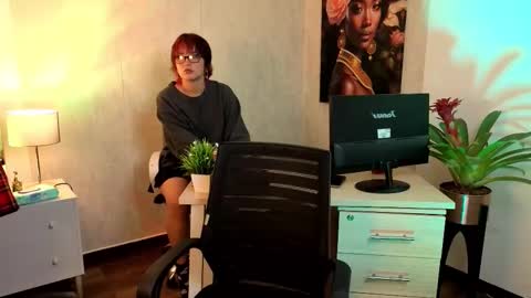 Sienna Desieree online show from 01-17-26, 12:10