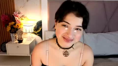 Snapshot of sienna_desiree chatting on 07-01-26, 12:51 Sienna Desieree online show from 07-01-26, 12:51