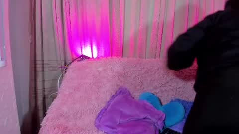 Snapshot of sienna_lux01 chatting on 06-17-26, 03:20 sienna_lux01 online show from 06-17-26, 03:20