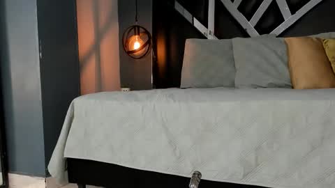 Snapshot of sienna_miller_27 chatting on 09-28-25, 11:26 Keira online show from 09-28-25, 11:26