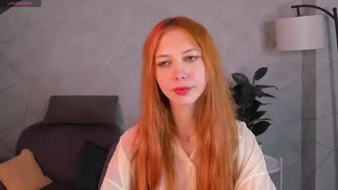 Sienna online show from 04-18-26, 09:13