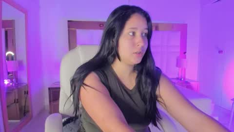 Sienna  online show from 01-17-26, 11:15