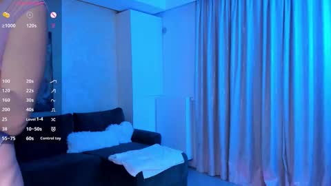 Snapshot of siennastarrr chatting on 10-01-25, 07:53 Sienna online show from 10-01-25, 07:53