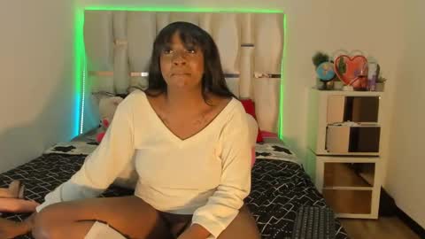 Snapshot of sierra_violet chatting on 12-09-24, 11:15 sierra_violet online show from 12-09-24, 11:15