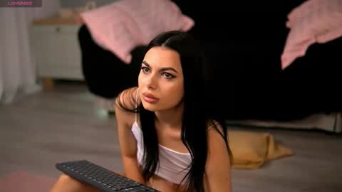 Maria online show from 10-16-25, 05:19