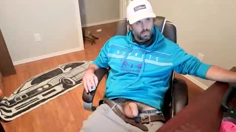 Snapshot of sigmaslayer chatting on 10-06-25, 12:57 sigmaslayer online show from 10-06-25, 12:57