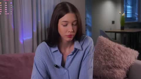 Eva  online show from 05-15-26, 12:23