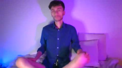 siiimon777 online show from 03-24-26, 01:54