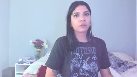 Snapshot of siirena chatting on 12-13-25, 08:36 siirena online show from 12-13-25, 08:36