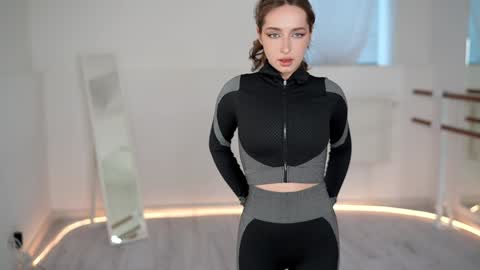 Snapshot of silent_chill chatting on 02-03-25, 09:30 Chilli online show from 02-03-25, 09:30