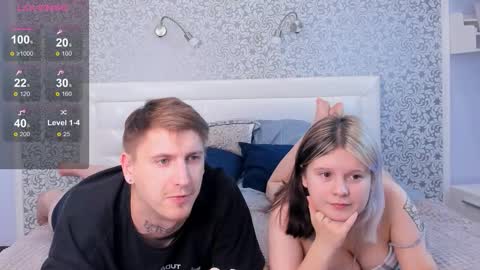 Snapshot of silentorbit chatting on 11-14-25, 12:48 Jessica and Sam online show from 11-14-25, 12:48