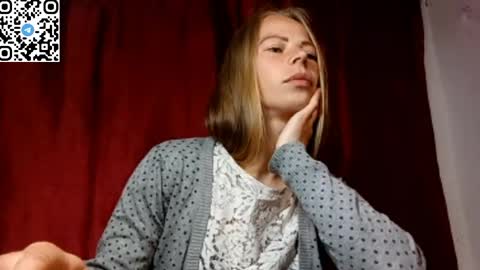 Snapshot of silentpassion567 chatting on 05-23-26, 11:53 JULIANA online show from 05-23-26, 11:53
