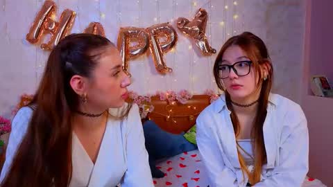 Snapshot of silentwins chatting on 02-04-26, 02:12 Megan Pamela online show from 02-04-26, 02:12