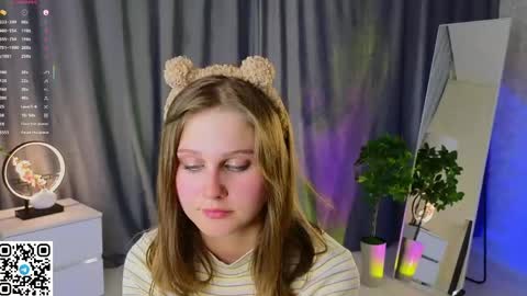 Alice online show from 05-19-26, 02:56
