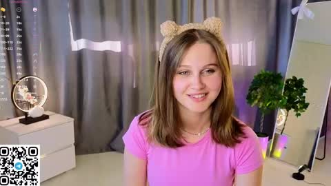 Alice online show from 05-21-26, 02:02