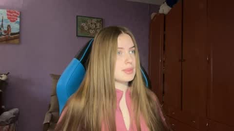 Erica online show from 04-03-26, 09:51