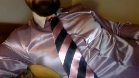 Snapshot of silktie chatting on 06-02-26, 11:51 satinsub online show from 06-02-26, 11:51