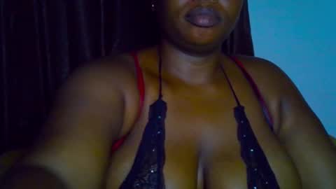 Snapshot of silky_caramel chatting on 09-21-25, 07:59 Caramel online show from 09-21-25, 07:59