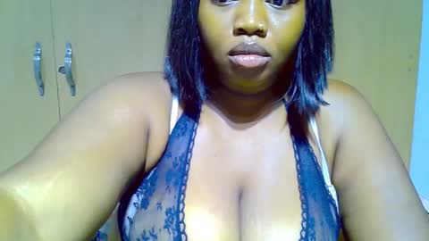 Snapshot of silky_caramel chatting on 11-03-25, 10:05 Caramel online show from 11-03-25, 10:05
