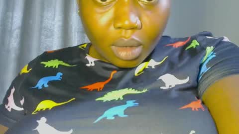 Snapshot of silky_caramel chatting on 11-20-25, 11:10 Caramel online show from 11-20-25, 11:10