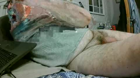 sillyoldman45221063 online show from 05-15-26, 11:34
