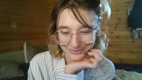 Snapshot of silvadevil chatting on 06-04-26, 05:08 Kate online show from 06-04-26, 05:08